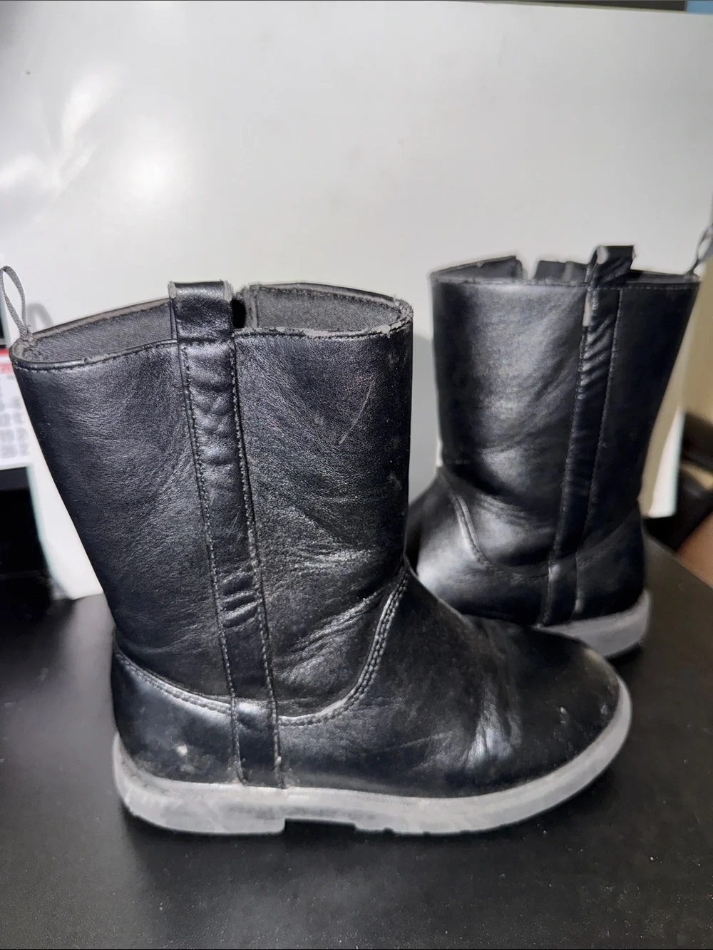 Old Navy Black Kids Mid-Calf Pull-On Boots